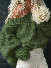A Soft And Cozy Short Sweater with a Laid-Back Vibe, Perfect for Versatile Styling