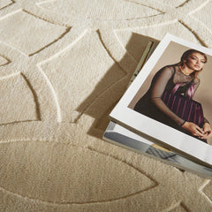 Concept Looms Priory Ivory Circles Rug in 4 Sizes