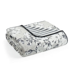 Casual Living Reversible Plush Throw 127 X 177 Cm, in Black and White