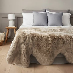 Bowron Longwool 100% Sheepskin Octo Rug, Dover
