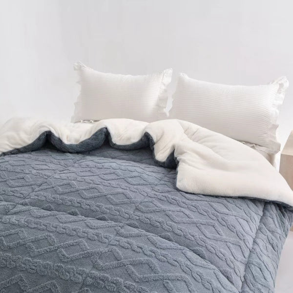 Luxurious Soft Thick Warm Taffeta Comforter - Bedspread Suitable for All Seasons, Machine Washable Comforter for Bed, Sofa, Camping & Travel - Ideal Gift, Fits Most Beds (Contemporary Style)