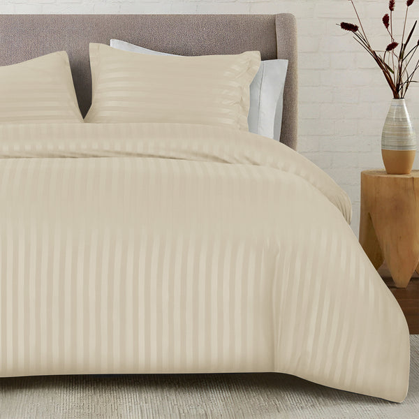 Premium Hotel Quality Satin Stripe Duvet Cover Set Double with Pillowcases | Reversible Soft Quilt Bedding | Easy Care Breathable Luxury Quilt Cover