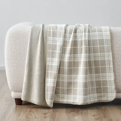 Casual Living Reversible Plush Throw 127 X 177 Cm, in Black and White