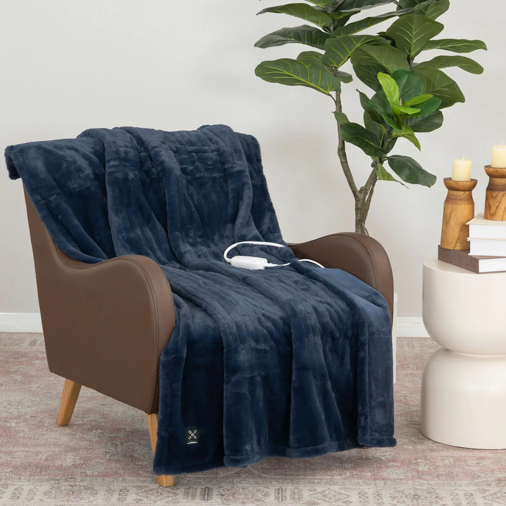 Berkshire Luxe Faux Fur Heated Throw in 3 Colours, 127 X 152 Cm
