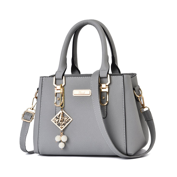 Large Capacity Shoulder Bag Leather Messenger Bag Trendy Handbags With Pendant,Multi-Compartment, Zipper Closure, Adjustable Strap, Elegant and Stylish Design, Ideal for Everyday and Travel Use