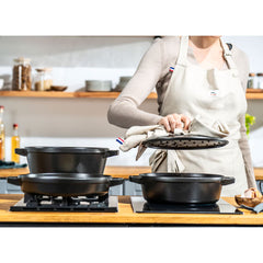 STAUB Stackable 3 Piece Pot Set in Black