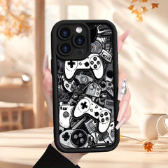 A Trendy Mobile Phone Case Featuring a Creative Game Console Design, Suitable for Both Men And Women. It Has a Matte Finish And a Comfortable Grip, Compatible with Various iPhone Models Including 16, 15, 14, 13, 12, 11, And SE. Perfect As a Gift for