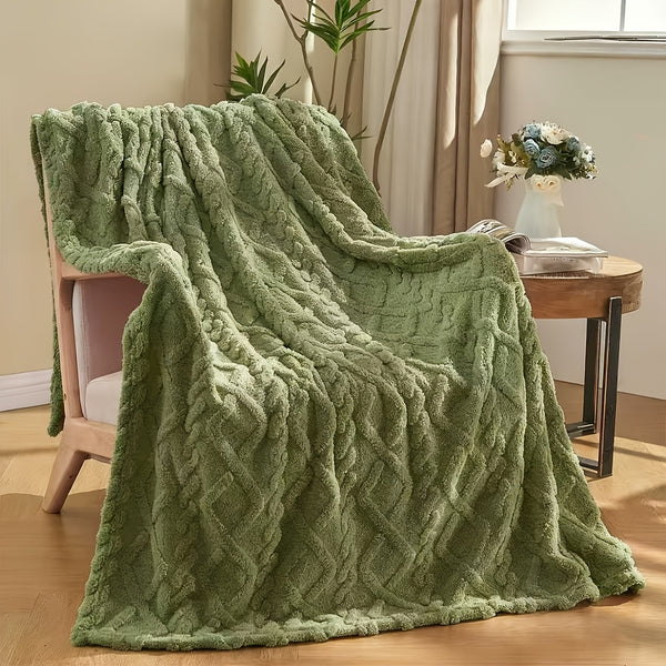 A Plush And Comfortable Velvet Throw, Perfect for Any Season, This Durable And Reversible Blanket Makes an Excellent Gift. It'S Versatile And Cozy, Ideal for Use on a Couch, Sofa, in The Bedroom, Living Room, Or Office