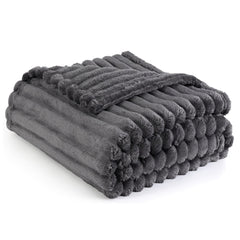 1pc Thickened Blanket Soft And Comfortable Faux Rabbit Hair Reversible Blanket Thermal Blanket Nap Blanket Air Conditioning Blanket Office Outdoor Camping Gift Blanket Perfect for All Seasons