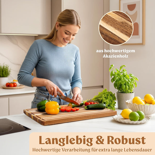 Acacia Wood Chopping Board Set of Four (Three Chopping Boards And One Stand); Thick, Solid Acacia Wood Chopping Boards, Suitable for Use in The Kitchen; Wooden Chopping Boards in Various Sizes; Wooden Chopping Boards for Kitchen Use