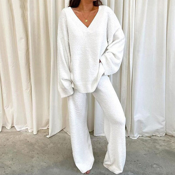 Women'S Winter Cozy Solid Color V-Neck 2pcs Casual Set - Soft Warm Outfits for Home Relaxation, Weekend Streaming & Cozy Friend Gatherings, Lounge Set, Casual Wear, Relaxed Fit, Vneck Design, Breathable Material, Comfortable Fabric, Twopiece Outfit, Women