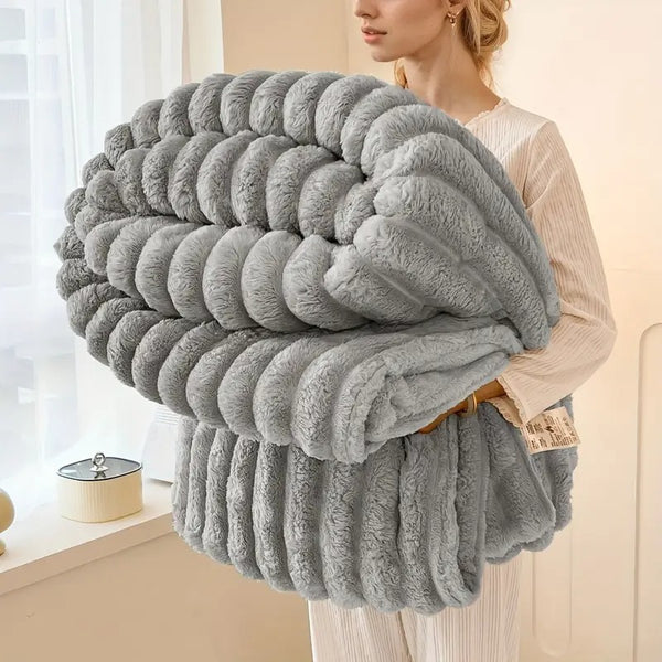 Chunky Cord Throw Blanket Ribbed Faux Fur, Thick Fleece Blanket Throws Decorative Winter Warm Blanket Ultra Soft Warm Sofa Throw Blanket for Bedroom Living Room UK Free Shipping