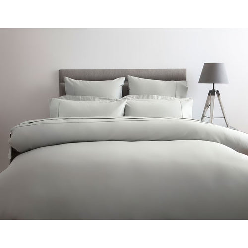 Belledorm 600 Thread Count Cotton Bedding Bundle, in 3 Sizes