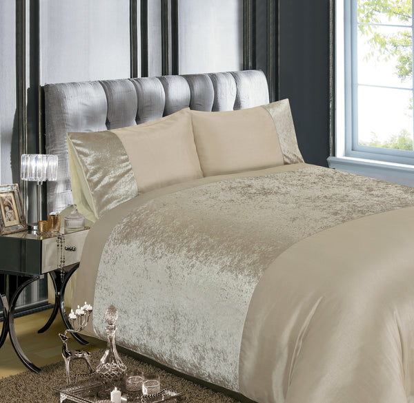 VelvetGlow Crushed Velvet Panel Duvet Cover Set – Luxury Shimmer Bedding with Soft Silky Finish | Glam Hotel-Style Bedroom Look | Easy-Care Polycotton | Single, Double, King & Super King Sizes | Includes Pillowcases | Fast UK Dispatch