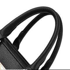 Large Capacity Shoulder Bag Leather Messenger Bag Trendy Handbags With Pendant,Multi-Compartment, Zipper Closure, Adjustable Strap, Elegant and Stylish Design, Ideal for Everyday and Travel Use