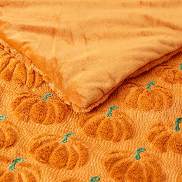 Ashford Home Embroidered Halloween Throw in 3 Designs, 152 X 178 Cm