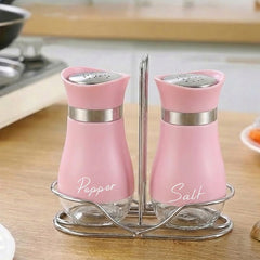 4pcs Set (2 Bottles + 2 Caps) of Adorable Glass Salt And Pepper Shakers. 4 Oz (Approx. 113.4G) Glass Salt And Pepper Shakers with Stainless Steel Caps, Suitable for Kitchen Dining Tables, Rvs, Camping, And Bbqs. Condiment Bottles, Salt And Pepper Shakers.