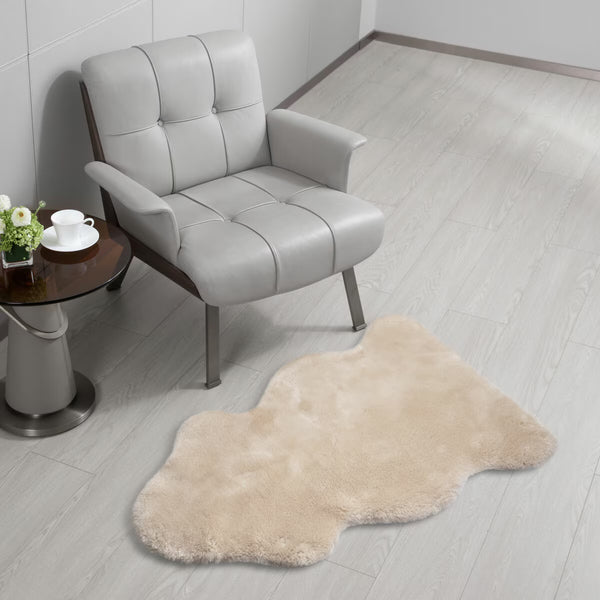 Windward Single Sheepskin Rug in Black, 60 X 95 Cm