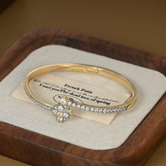 Four-Leaf Clover Pave Cubic Zircon Bangle - Light Luxury Lucky Daily Statement Bracelet for Women