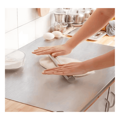Shipping 1pc of Stainless Steel Cutting Board, a Sturdy Chopping Board Suitable for Meat, Fruits, Vegetables, Bread, And Baking, Featuring a Non-Slip Design with a Lip.