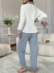 Autumn and Winter New Women's Long-Sleeve Robe Set with Embroidered Bear Pocket Design, Warm and Comfortable Loose-Fit Casual Home Wear