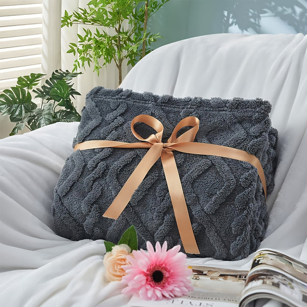 A Plush And Comfortable Velvet Throw, Perfect for Any Season, This Durable And Reversible Blanket Makes an Excellent Gift. It'S Versatile And Cozy, Ideal for Use on a Couch, Sofa, in The Bedroom, Living Room, Or Office