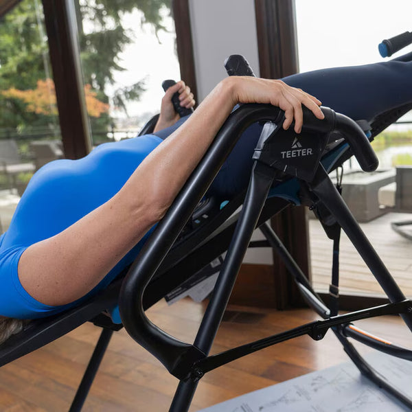Teeter Fitspine FX3 Inversion Table with Comfort Cushion & Program Mat