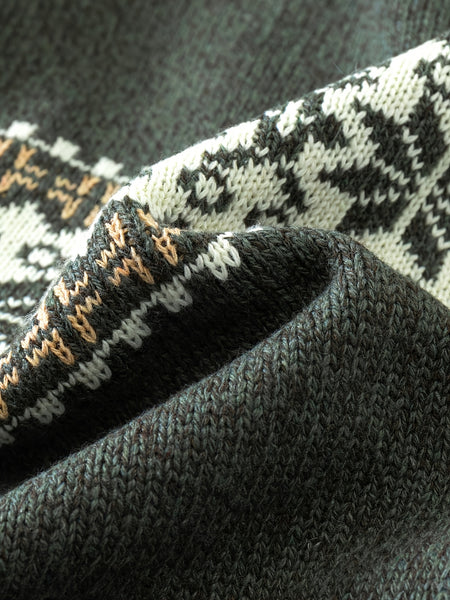 New Autumn And Winter Casual Men'S Knitted Cardigan, Featuring a Thick Ethnic-Style Snowflake Jacquard with a Stand-Up Collar And Zipper. This Stylish Long-Sleeve Sweater Jacket Is Perfect for Men'S Daily Wear in The Fall And Winter