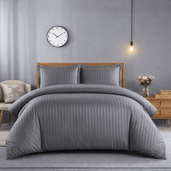 Luxurious Hotel Quality Egyptian Stripe Duvet/Quilt Cover Bedding Set with Pillowcases All Sizes Bedding Set - 3pcs Hypoallergenic Satin Stripes Microfiber Duvet Quilt Cover with Pillow Cases - Soft Comfortable, Durable Breathable & Anti-Wrinkle Duvet Cov