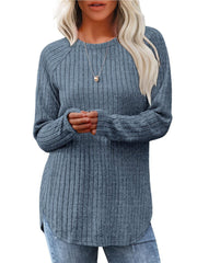 Ladies' Basic Long-Sleeve Sweater, Loose-Fit Top with Elegant Crew Neck.