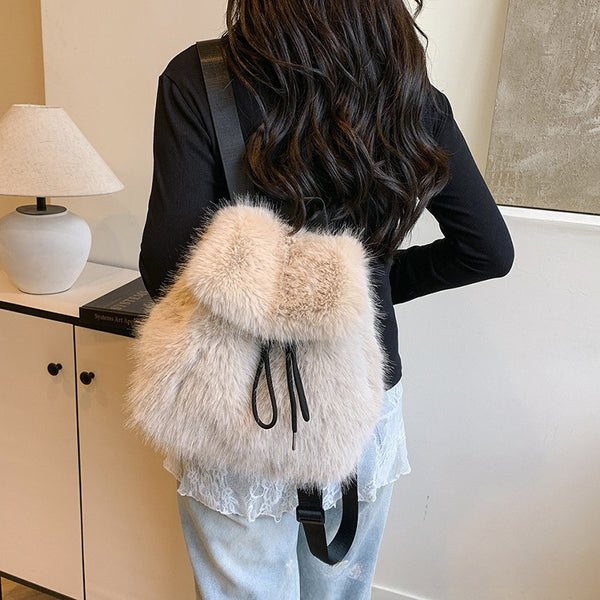 1pc Women'S Plush Backpack - Soft Polyester Drawstring Daypack with Utility Pockets, Durable Straps & Chic Minimalist Design, Black & White Options, Casual Everyday Backpack for School, Work, Travel - Stylish & Functional Women'S Fashion Backpack, Plush B