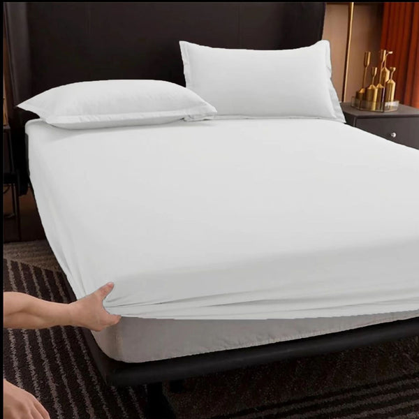 Extra Deep 25 cm Fitted Sheet – Soft Cotton-Rich Bed Sheet with Elastic Corners, Wrinkle-Resistant, Machine-Washable Bedding (Single / Double / King / Super King)