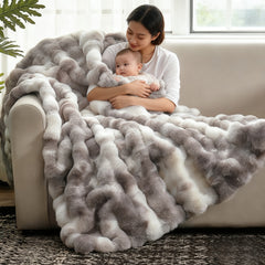 Luxury King Size Faux Fur Blanket, Double Sided Bubble Plush Throw, Machine Washable & Anti-Shedding, Oversized Warm Bedspread for Bed Sofa, Perfect Valentine's Day Gift for Couples - All-Season Faux Fur Throw Blanket - 274.32x228.6 cm - Printed Grey
