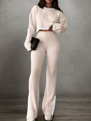 Women'S Short Color-Blocked Long-Sleeve Top with Solid Color Pants, a Casual And Stylish Outfit for Christmas