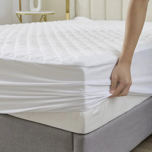 4B Quilted Waterproof Mattress Protector Extra Deep 30cm with Quilted Top Layer and All-Around Elastic, Designed for Stable Mattress Fit and Easy Maintenance, Suitable for Home Use, Guest Rooms and Let Properties, Available in Single Small Double 4FT Doub