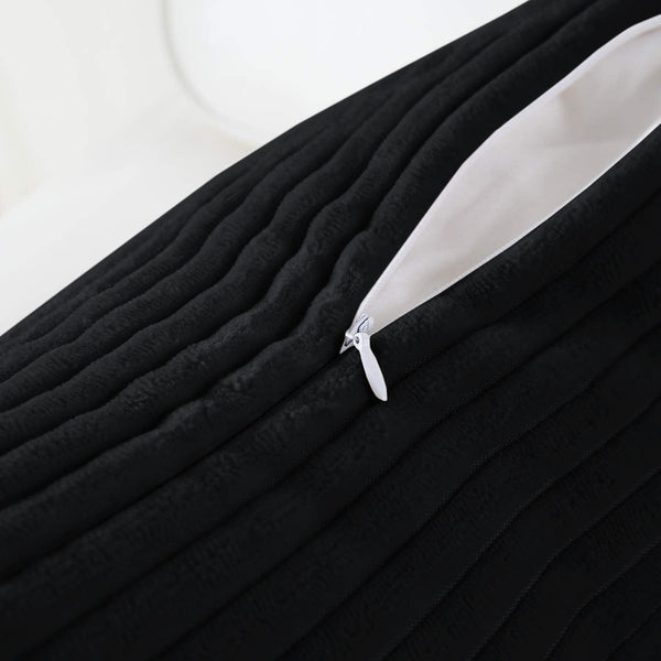 1pc Stripe Velvet Cushion Cover – Soft Luxury Cushion Case, Modern Textured Design, Machine Washable for Sofa & Bedroom Decor, Ideal Gift