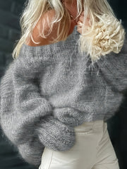A Soft And Cozy Short Sweater with a Laid-Back Vibe, Perfect for Versatile Styling