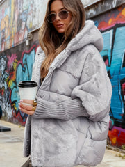 Women's Relaxed-fit New Patchwork Coat with Hooded Design, Dropped Shoulders, Plush Fabric, and Concealed Front Zip Fastening. Ideal for Winter Leisure Wear, Street Style Outfits, and Everyday Outings.