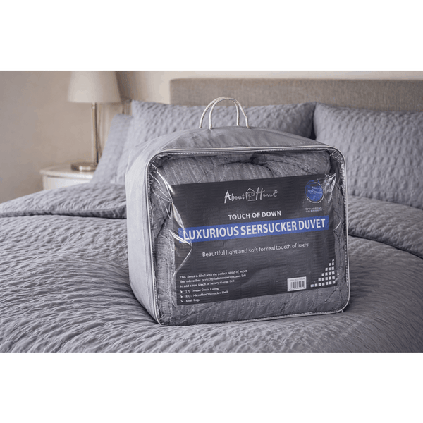 Luxury Washed Microfibre Seersucker Comforter Duvet Quilt – Soft & Lightweight All Season Bedding – White & Grey – Single, Double & King Size