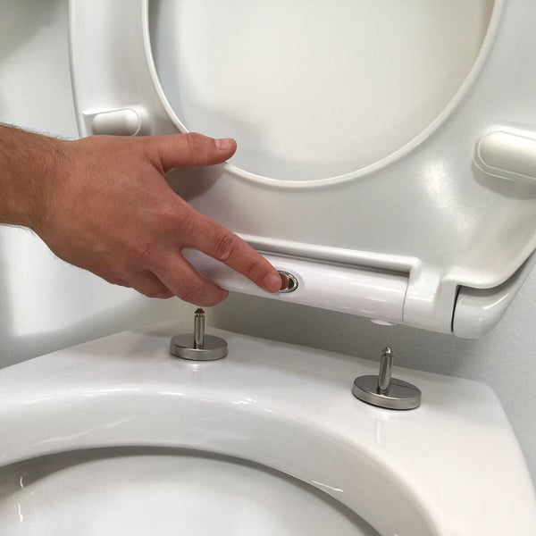 Tavistock Universal Soft Close Thermoset Toilet Seat