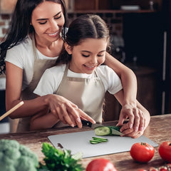 Three Stainless Steel Plates, Sturdy And Easy to Maintain, Suitable for Cutting Fruits, Vegetables, Meat, And Bread, Equipped with Safe Cutting Boards, Easy to Clean Kitchen Preparation Mats, Meals, Cutting Boards, Multifunctional Kitchen Tools