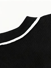 Women's Pullover Sweater for Autumn/Winter, Can Be Worn as an Inner or Outer Layer, Comfortable, Warm, Elegant, and Features a Spicy Design with a Spliced Lapel and Exquisite Metal Buttons. Suitable for Commuting, Dates, and Valentine's Day