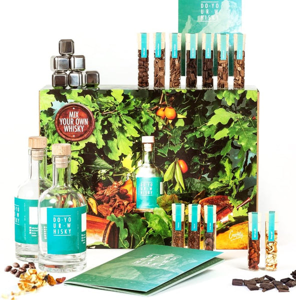 DO YOUR WHISKY | DIY Whiskey Making Kit for Adults | Bartender Kit | Wedding Gift | Anniversary Birthday Gifts for Men & Women | Unique Gift for Him, Her | 12 Handpicked Botanicals, Recipes & Bottles