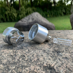 Metal Powder Hand Spice Mill Funnel Food Container Kitchen Tools Herb Grinder Hand Crusher with Glass Snuff Bottle