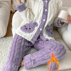 Autumn and Winter New Women's Long-Sleeve Robe Set with Embroidered Bear Pocket Design, Warm and Comfortable Loose-Fit Casual Home Wear