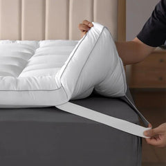 1pc Extra Thick Mattress Topper, Overfilled with 10cm Microfiber Filling with Deep Pocket, Plush Soft Pillow Top Mattress Topper Anti-Shift & Even Weight Distribution Single/Double/King/Super King