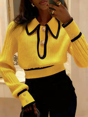 Women's Pullover Sweater for Autumn/Winter, Can Be Worn as an Inner or Outer Layer, Comfortable, Warm, Elegant, and Features a Spicy Design with a Spliced Lapel and Exquisite Metal Buttons. Suitable for Commuting, Dates, and Valentine's Day