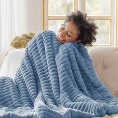 Bedsure Fleece Throw Blanket for Sofa - Fluffy Cosy Warm Blankets for Bed, Soft Cute Single Throw Gifts for Women and Girls, off White, 130X170 Cm