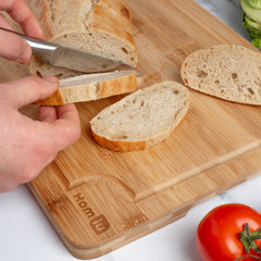 Homiu Premium Large Wooden Chopping Board, 45 x 30 x 2cm, Bamboo Cutting Board for Chopping Meat, Cheese, Vegetables, Multipurpose Wooden Kitchen Cutting Board, Worktop Protector & Serving Platter