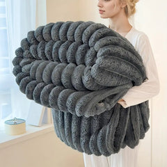 Chunky Cord Throw Blanket Ribbed Faux Fur, Thick Fleece Blanket Throws Decorative Winter Warm Blanket Ultra Soft Warm Sofa Throw Blanket for Bedroom Living Room UK Free Shipping